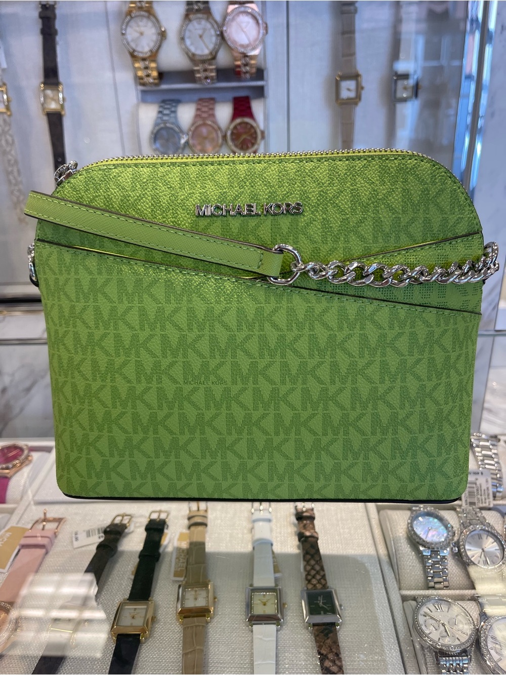 Michael Kors Jet Set Travel Medium Logo Dome Crossbody XBODY Bag 
Lime 
NWT